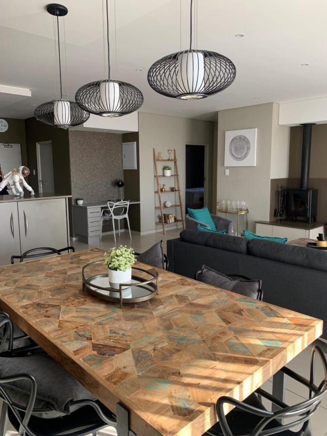 Cag The Hub Bryanston Appartement Johannesburg Buitenkant foto