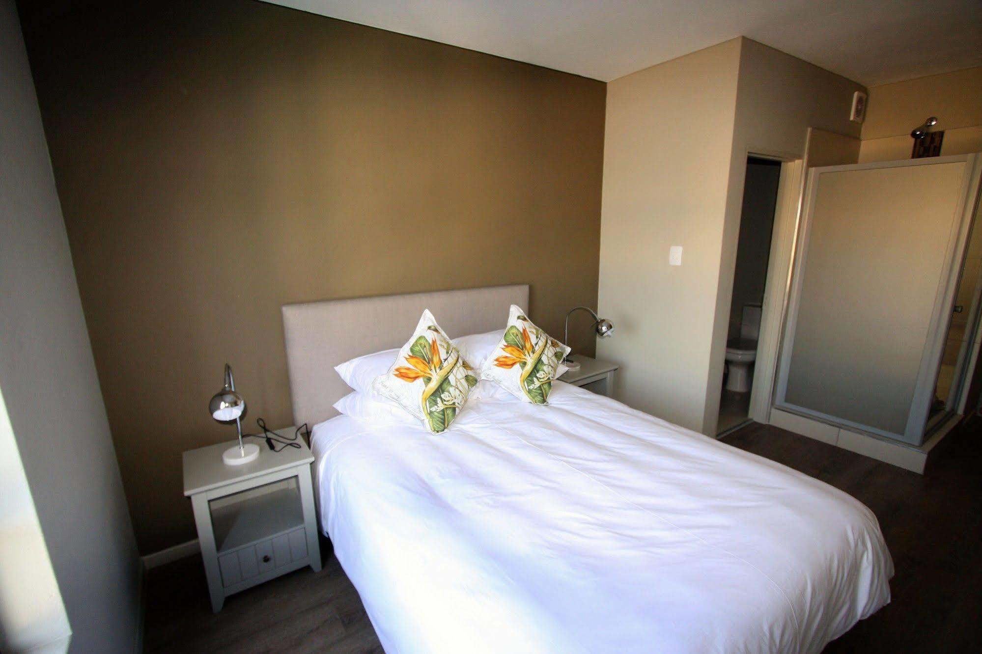 Cag The Hub Bryanston Appartement Johannesburg Buitenkant foto