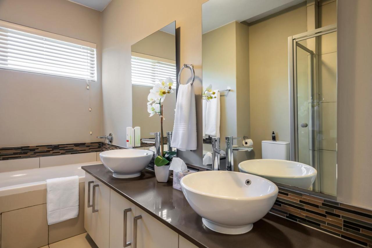 Cag The Hub Bryanston Appartement Johannesburg Buitenkant foto
