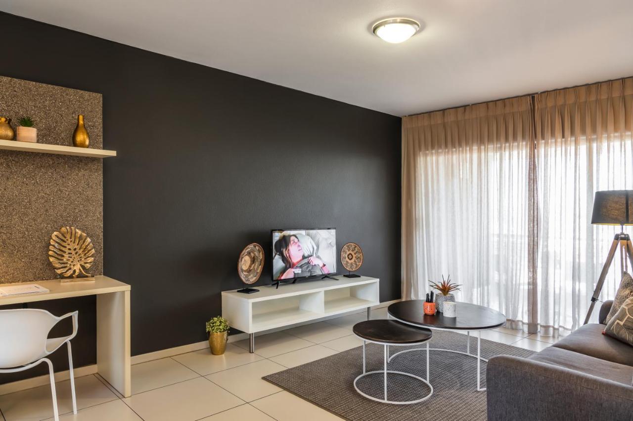 Cag The Hub Bryanston Appartement Johannesburg Buitenkant foto